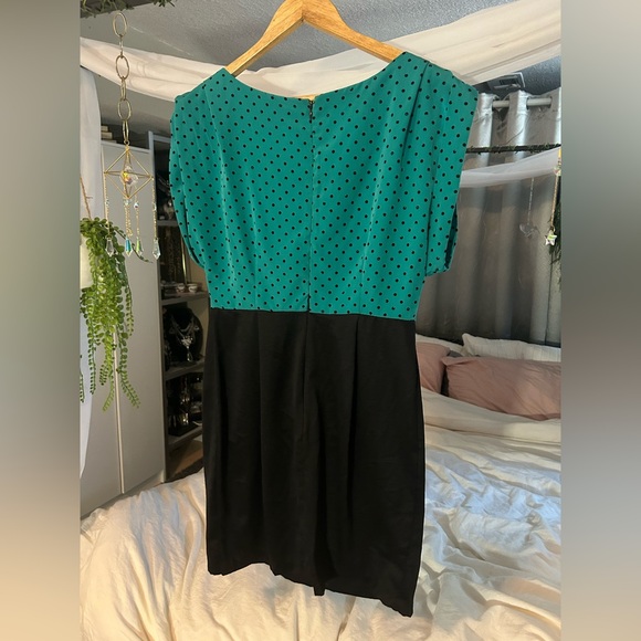 Mystic Teal and Black Midi Dress - Picture 3 of 3